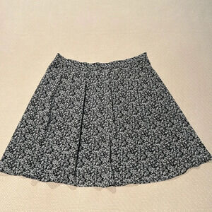 H&M Cute Skirt